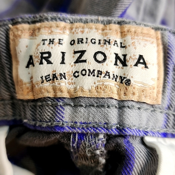 Arizona Boys Purple  and Gray Plaid Shorts Size 8 - Picture 3 of 4